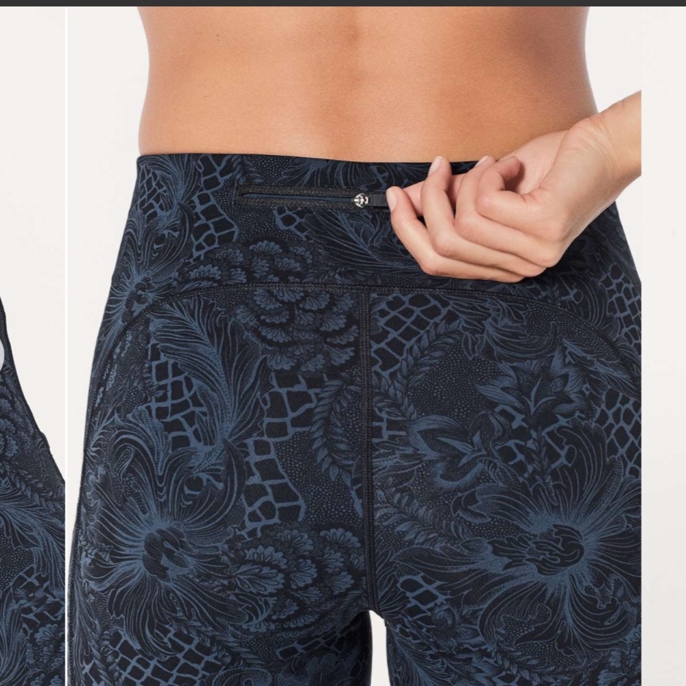 Women's Black Patterned Leggings - Picture 4 of 16
